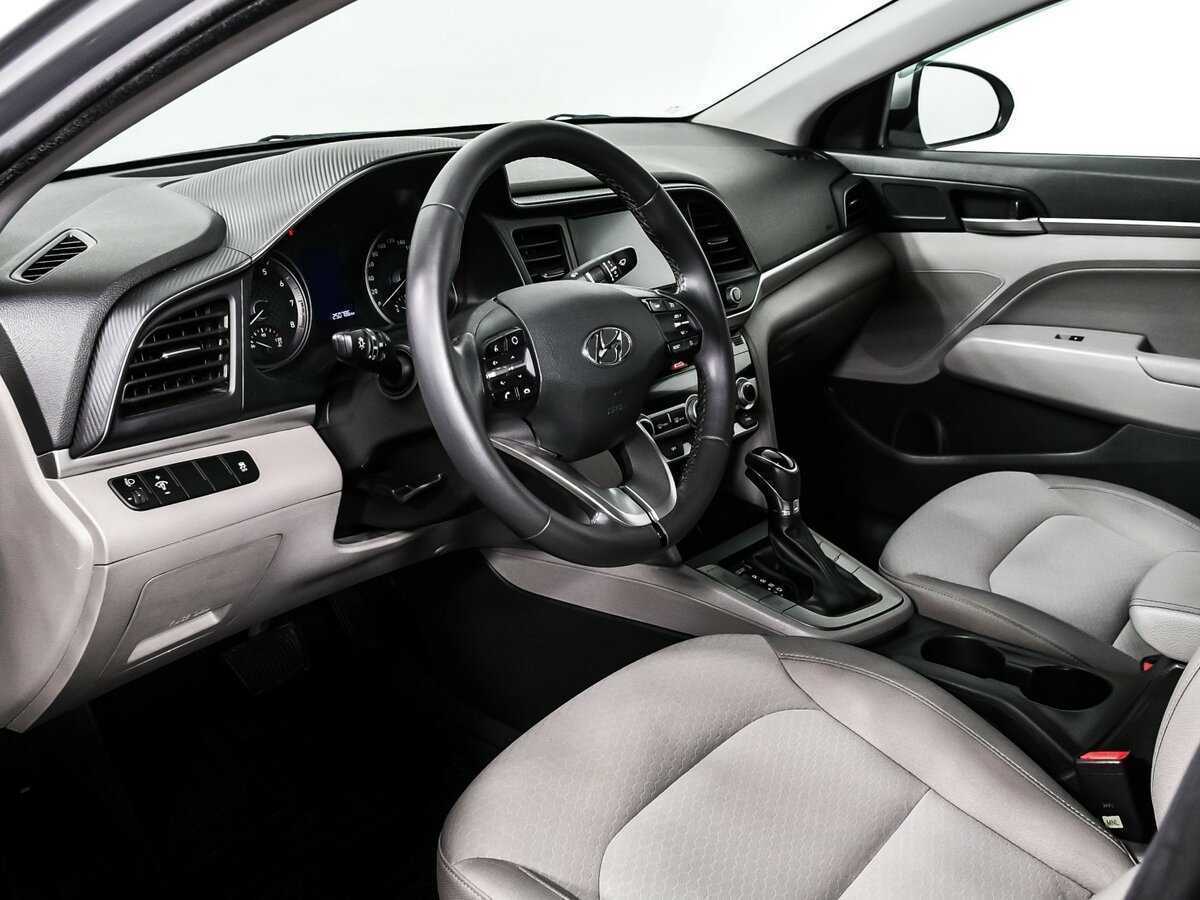 Hyundai Elantra 2020 года с пробегом. Фото: #11