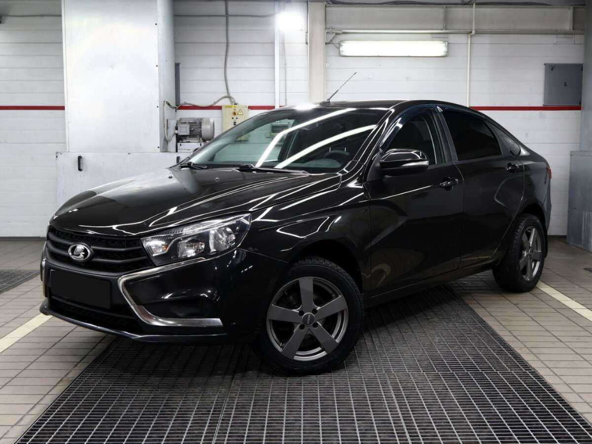 Lada (ВАЗ) Vesta 2015 года с пробегом. Посмотреть фото