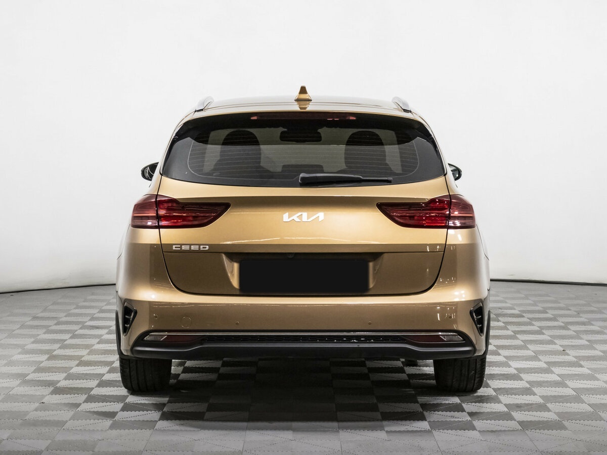Kia Ceed 2022 года с пробегом. Фото: #4