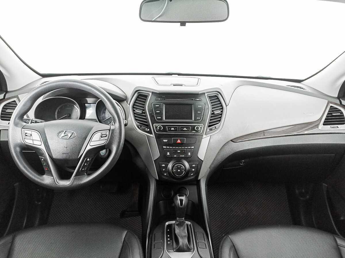 Hyundai Santa Fe 2017 года с пробегом. Фото: #9