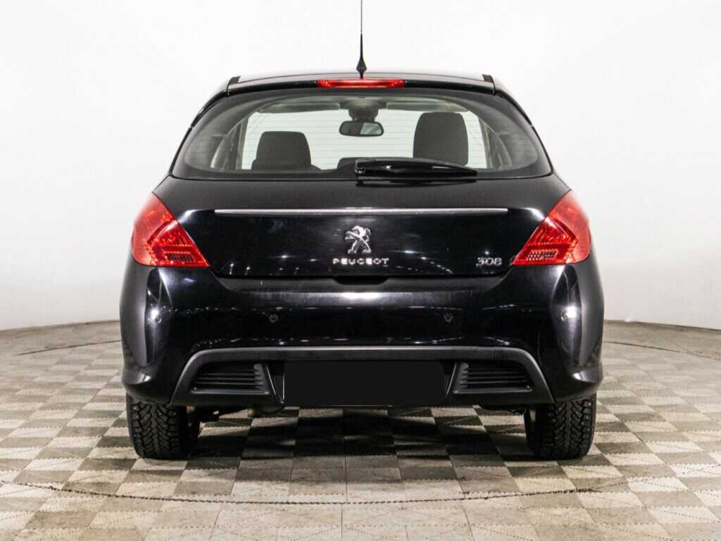 Peugeot 308 2012 года с пробегом. Фото: #5