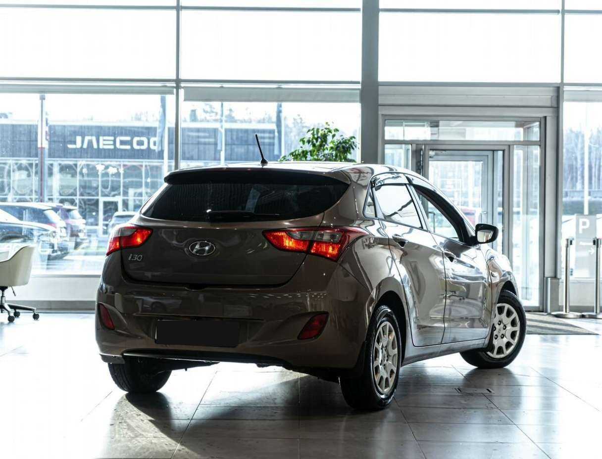 Hyundai i30 2013 года с пробегом. Фото: #2