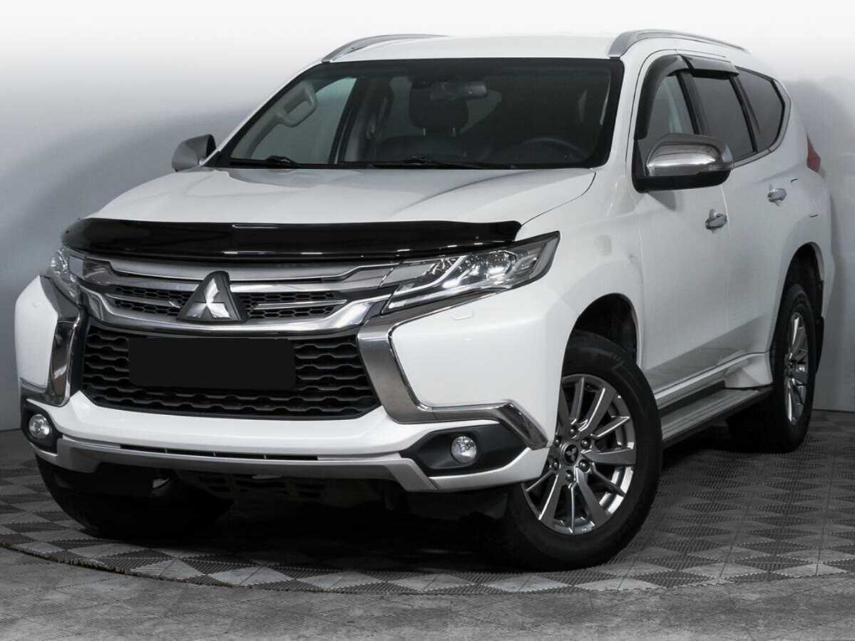 Mitsubishi Pajero Sport 2018 года с пробегом. Посмотреть фото