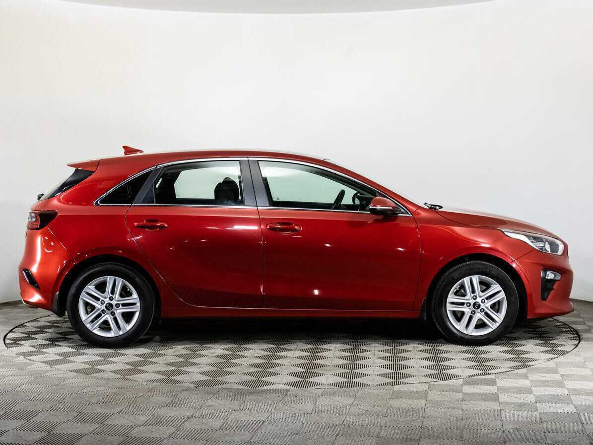Kia Ceed 2019 года с пробегом. Фото: #3