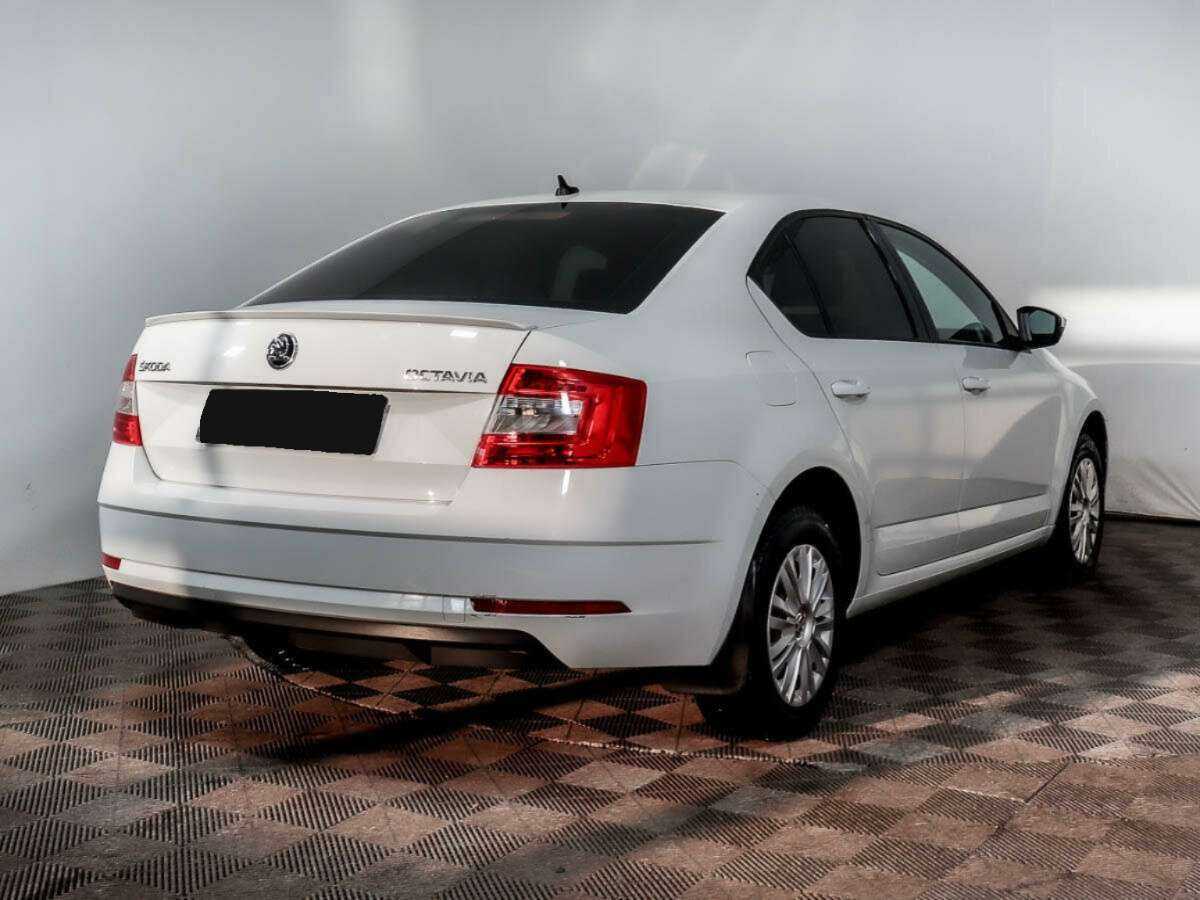 Skoda Octavia 2018 года с пробегом. Фото: #3