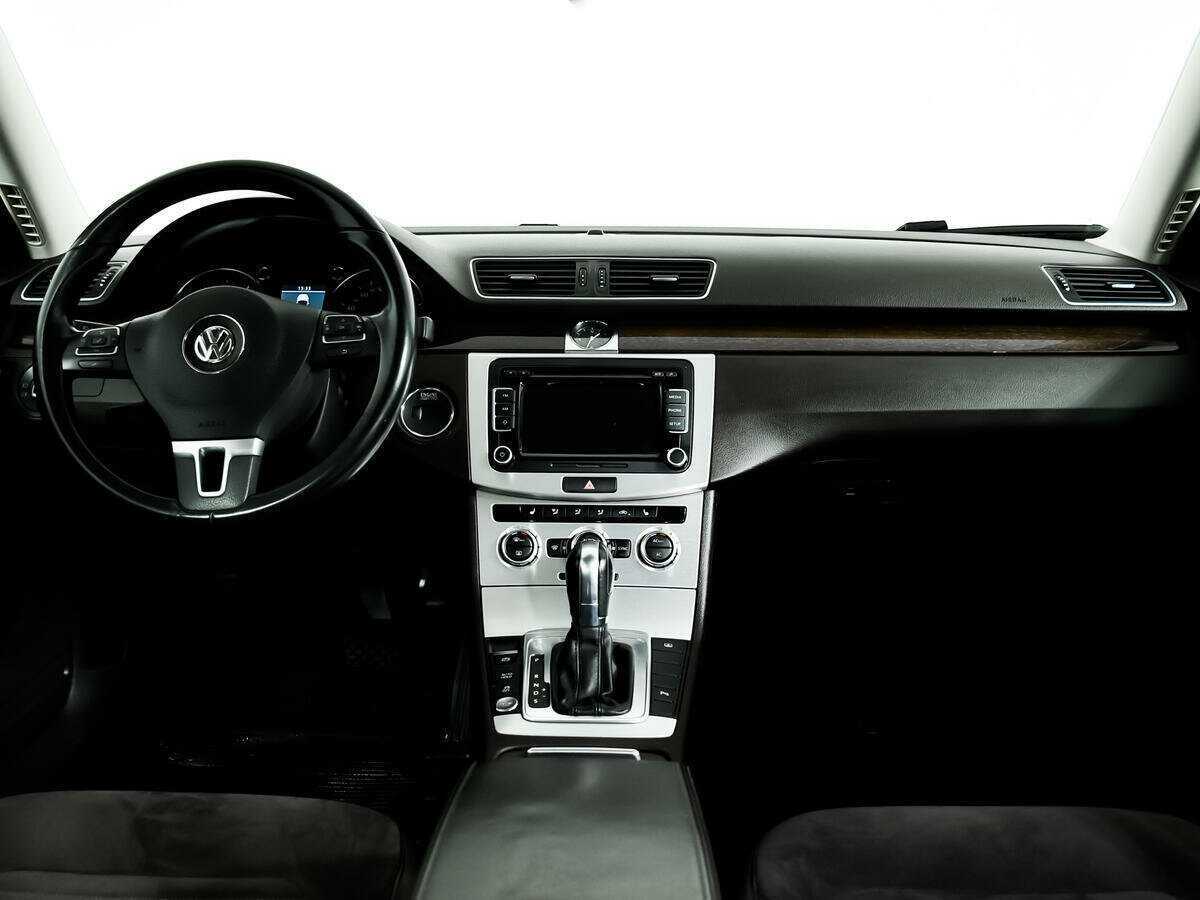 Volkswagen Passat 2012 года с пробегом. Фото: #10