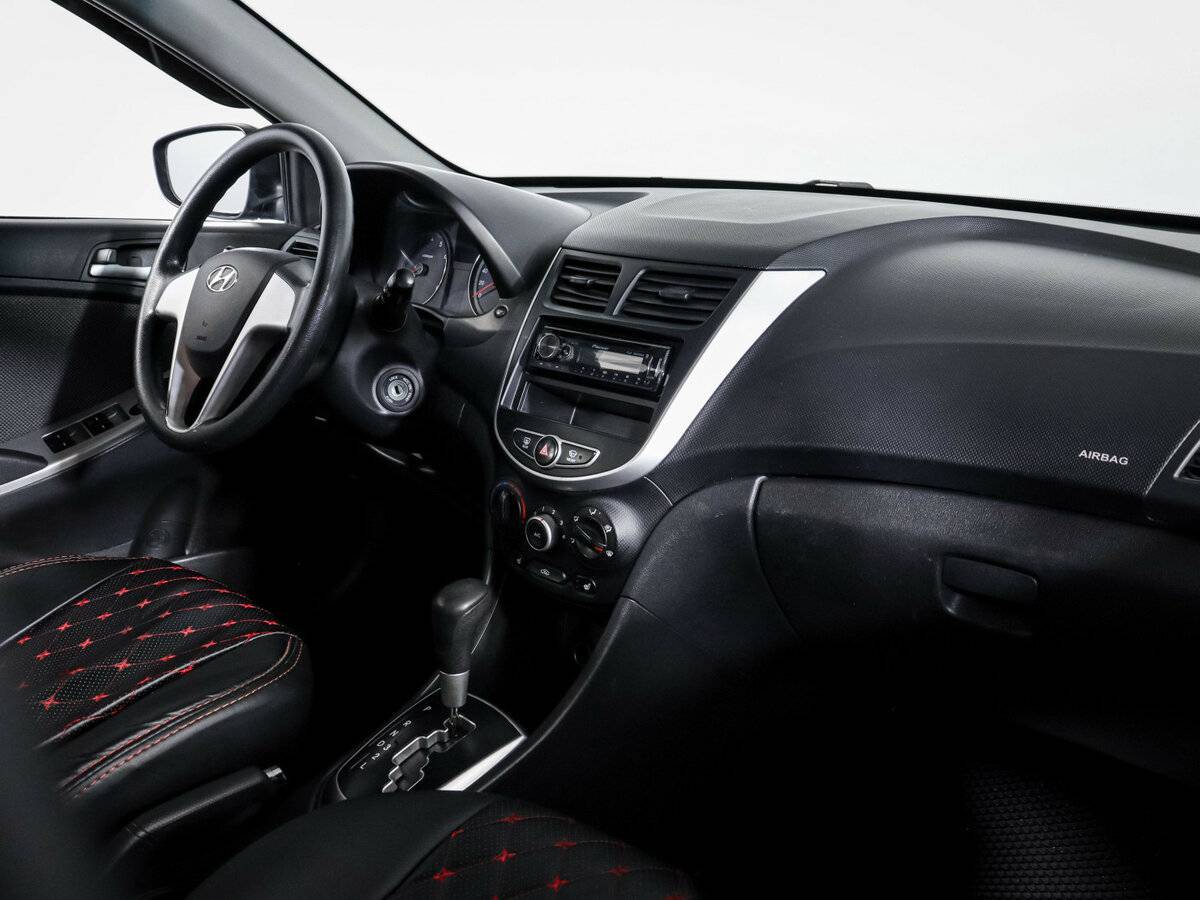 Hyundai Solaris 2013 года с пробегом. Фото: #6