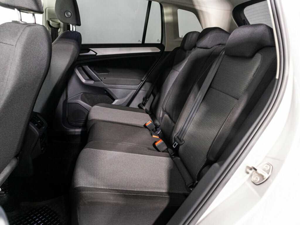 Volkswagen Tiguan 2021 года с пробегом. Фото: #9