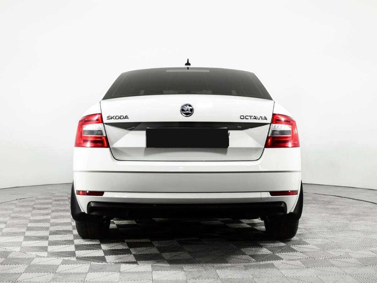 Skoda Octavia 2017 года с пробегом. Фото: #3