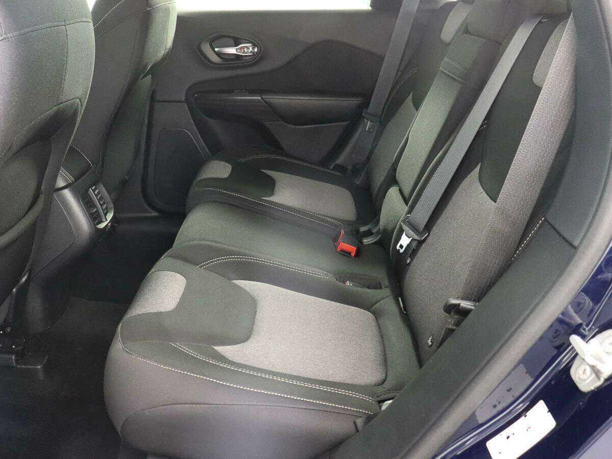 Jeep Cherokee 2014 года с пробегом. Фото: #8