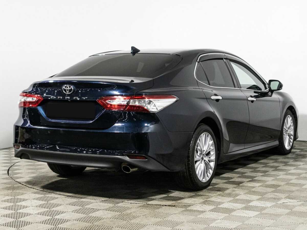 Toyota Camry 2018 года с пробегом. Фото: #4
