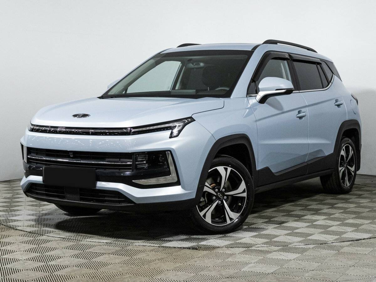 Москвич 3 2023 года с пробегом. Посмотреть фото