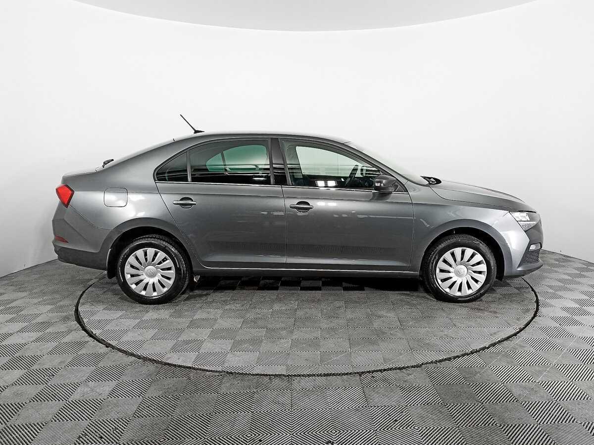 Skoda Rapid 2021 года с пробегом. Фото: #3