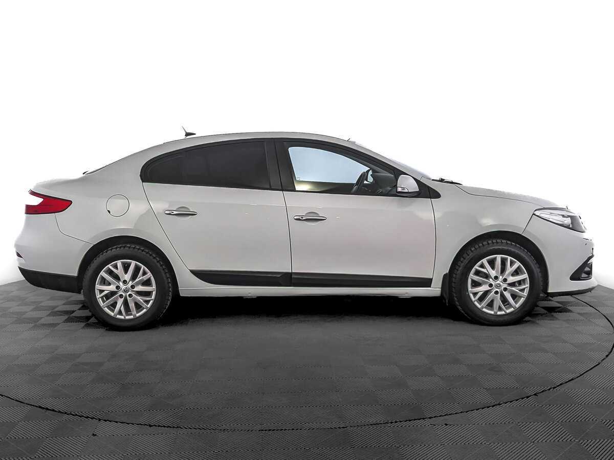 Renault Fluence 2013 года с пробегом. Фото: #3