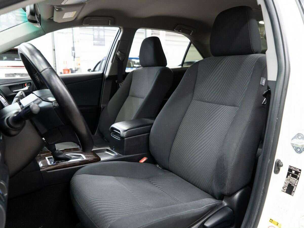 Toyota Camry 2016 года с пробегом. Фото: #5