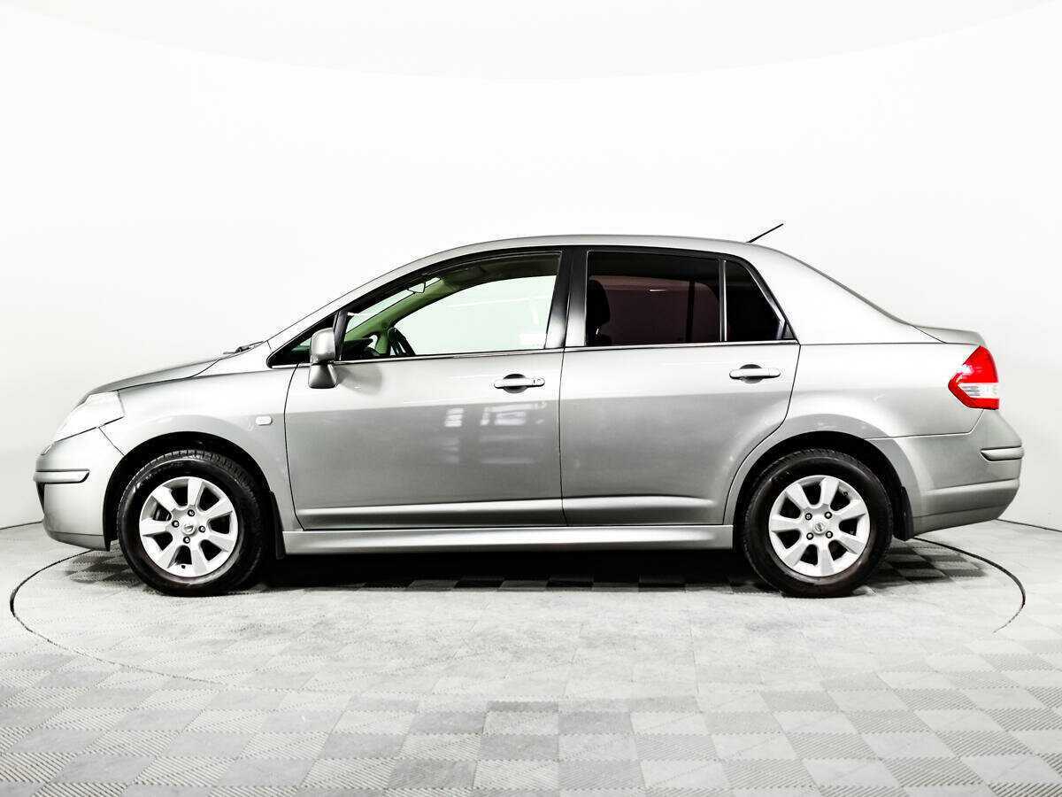 Nissan Tiida 2013 года с пробегом. Фото: #7