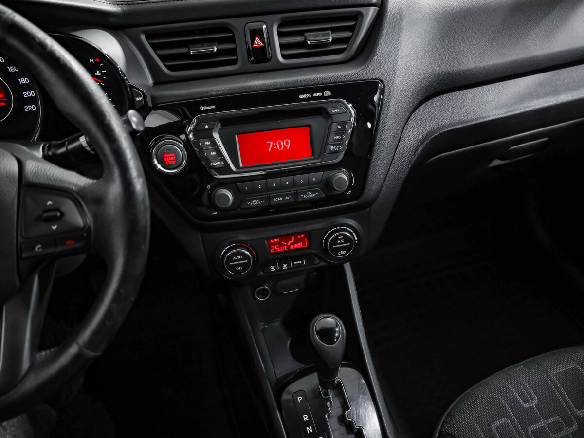Kia Rio 2013 года с пробегом. Фото: #12