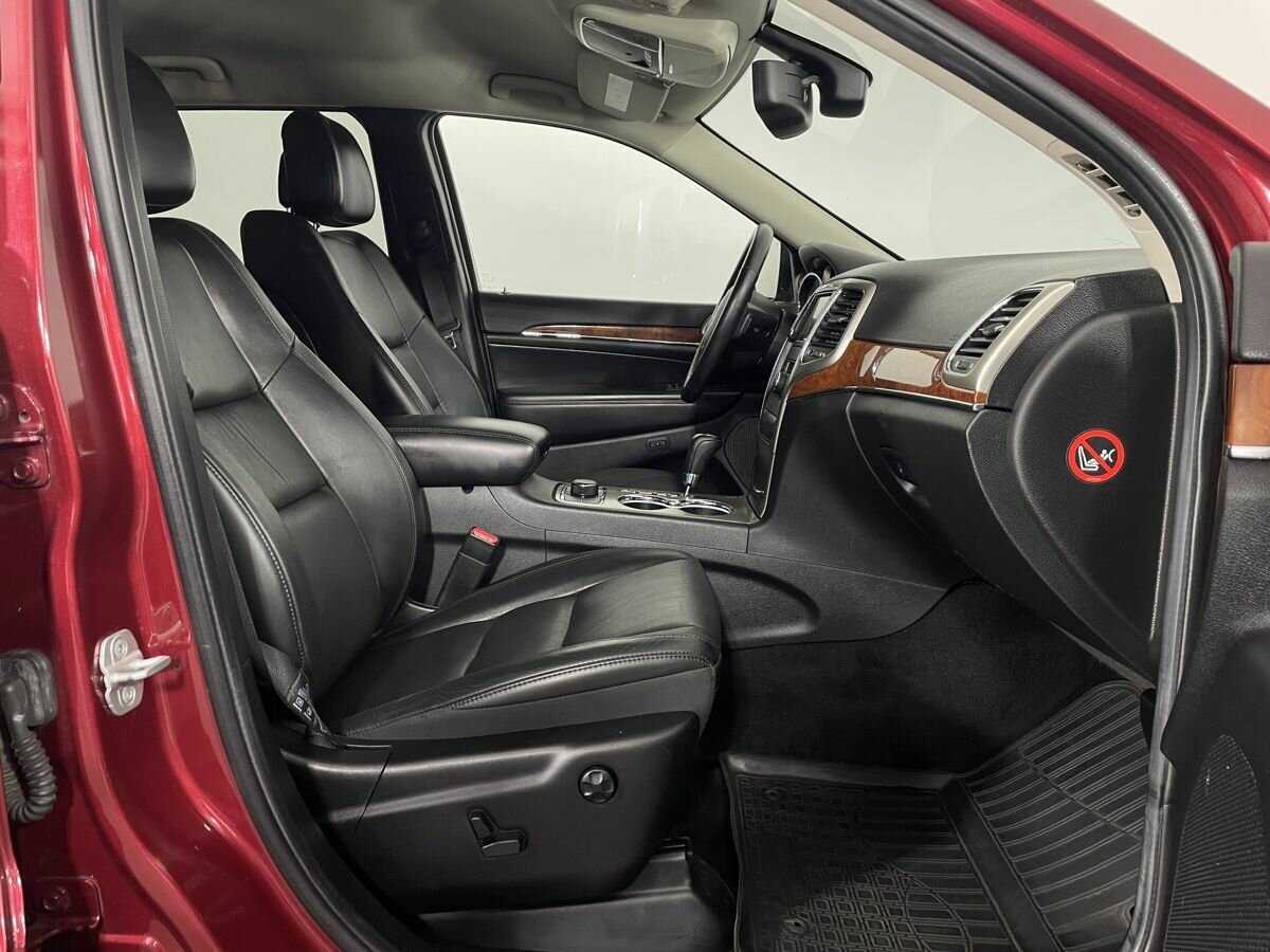 Jeep Grand Cherokee 2012 года с пробегом. Фото: #13