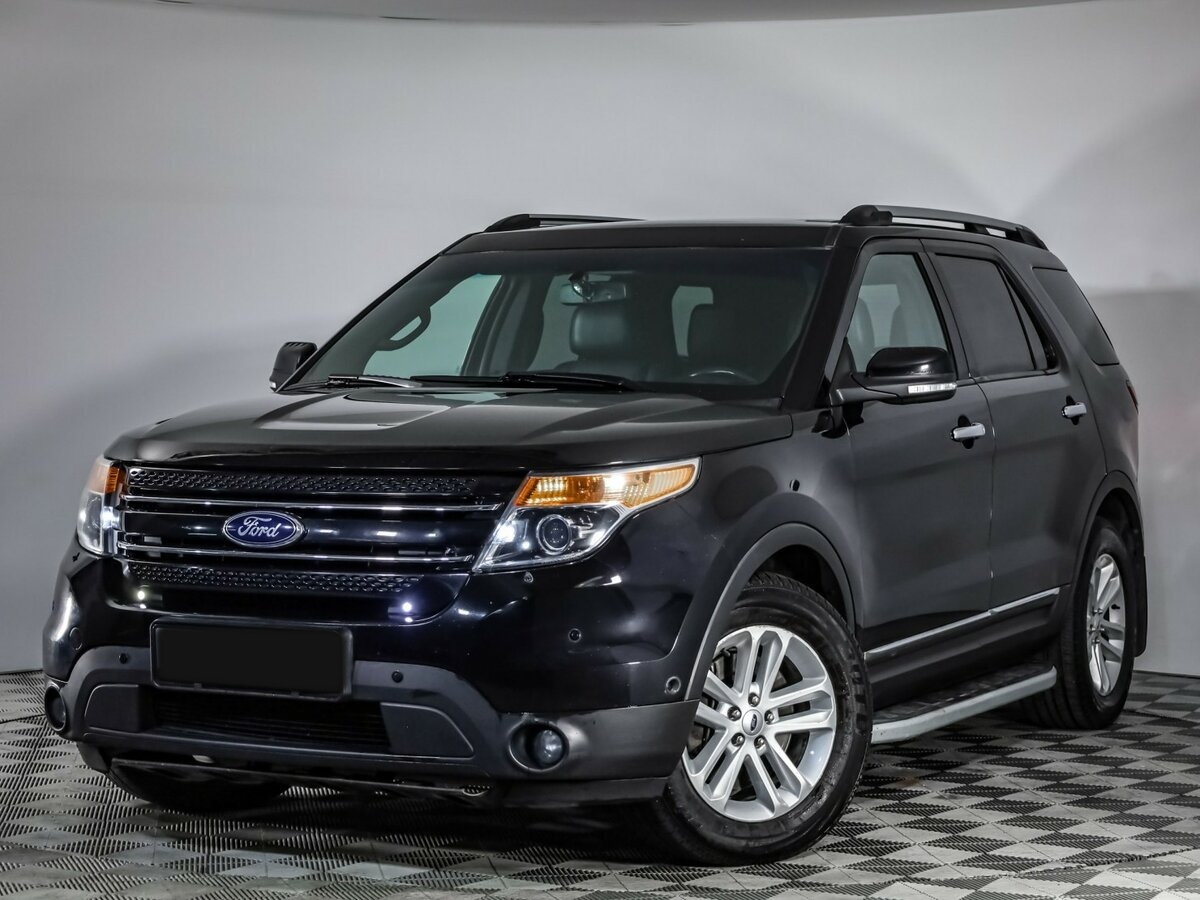 Ford Explorer 2013 года с пробегом. Фото: #0