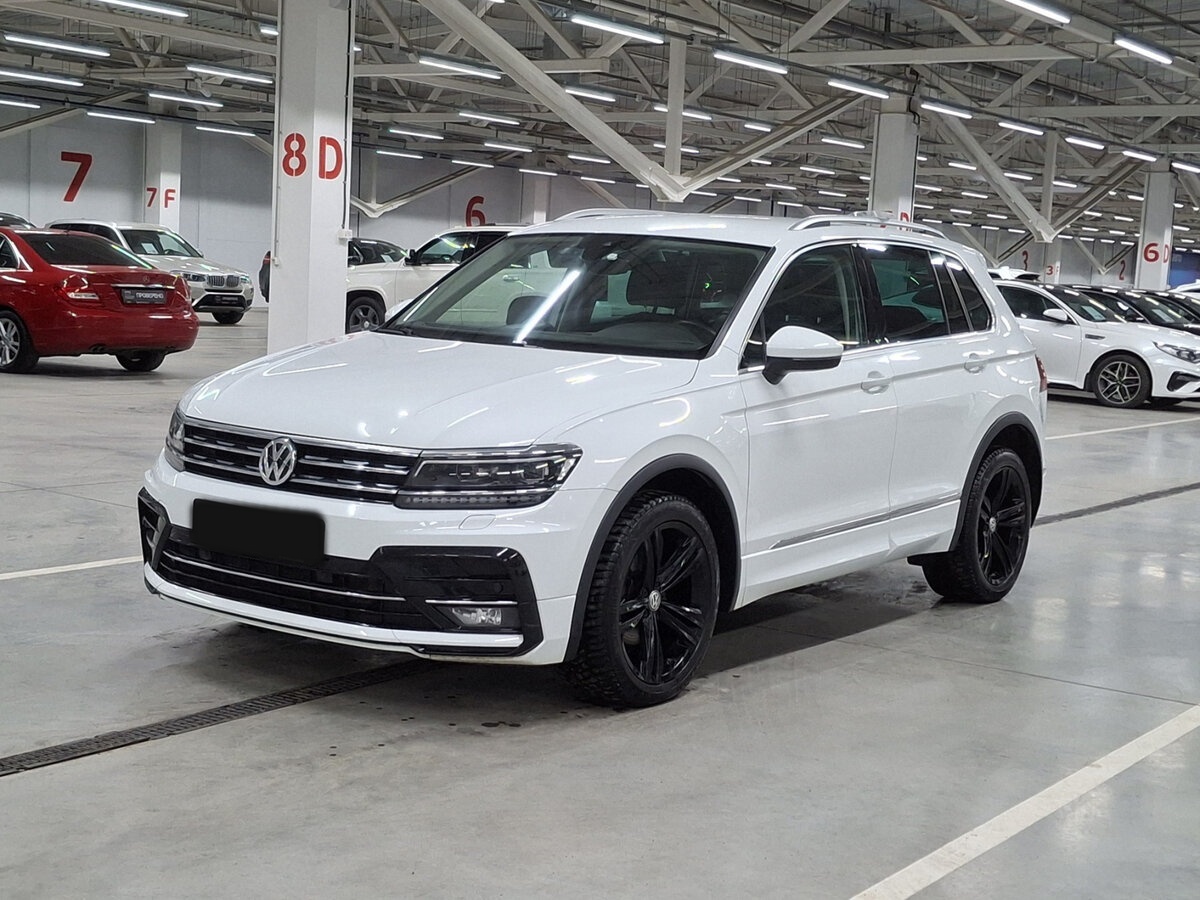 Volkswagen Tiguan 2020 года с пробегом. Посмотреть фото