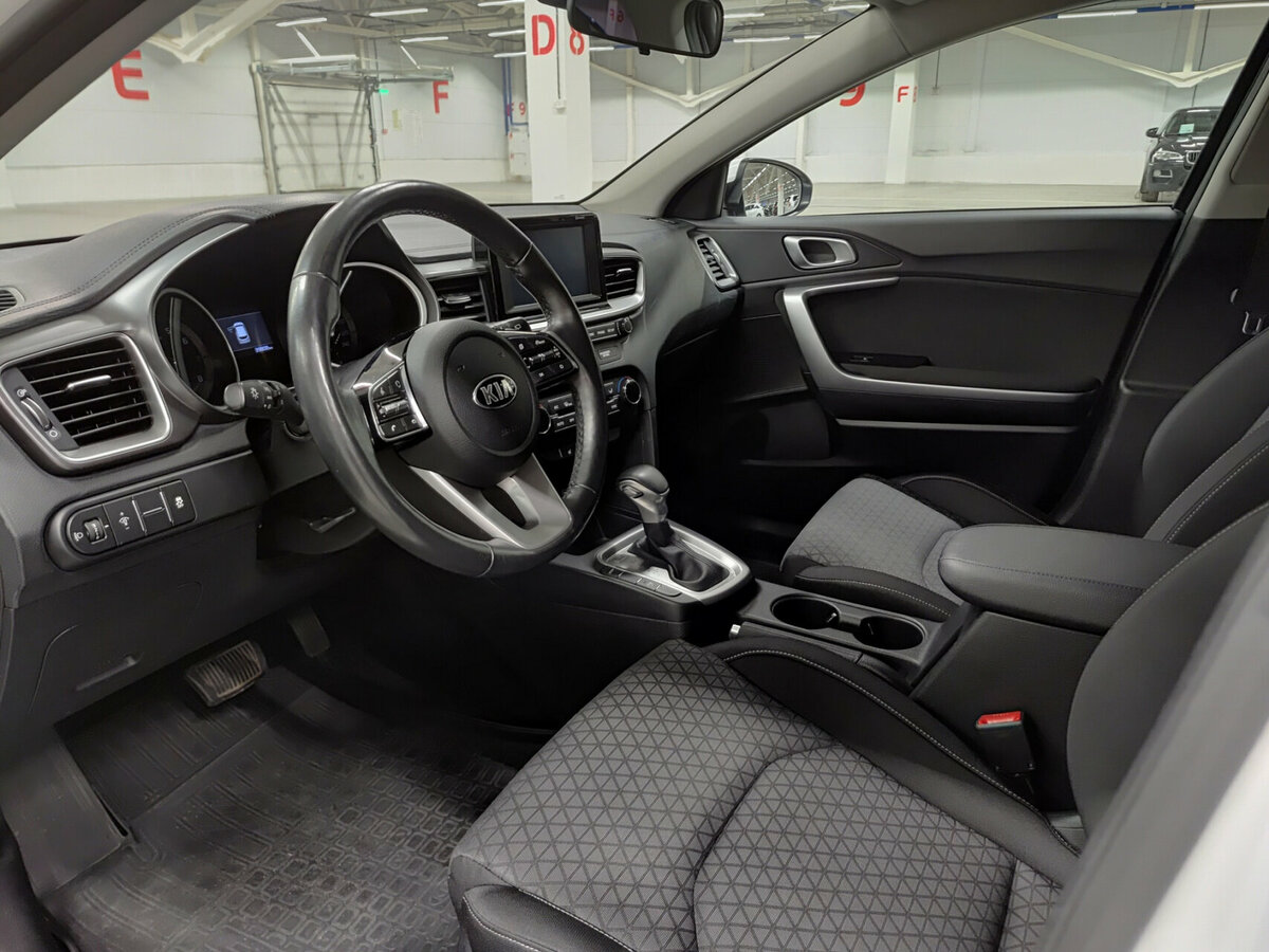 Kia Ceed 2019 года с пробегом. Фото: #15