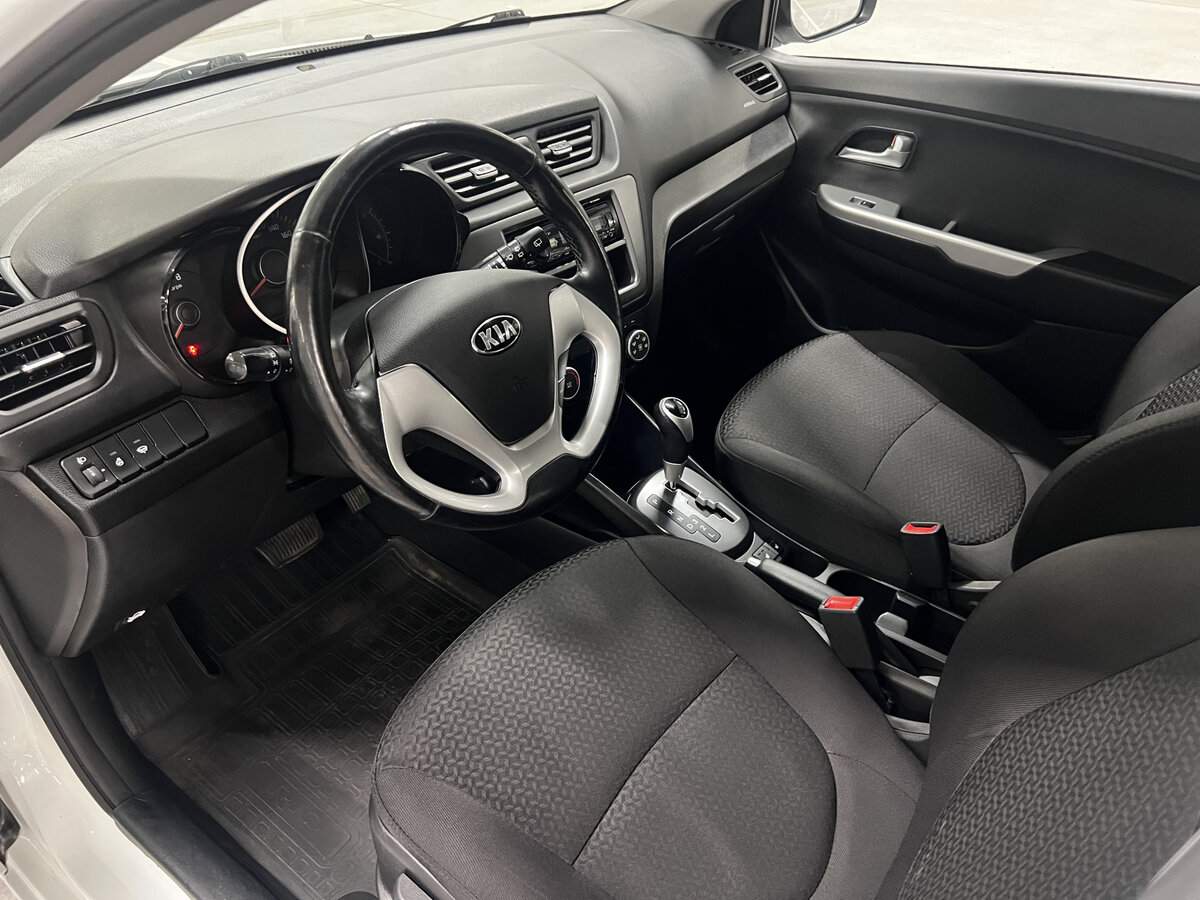 Kia Rio 2015 года с пробегом. Фото: #15