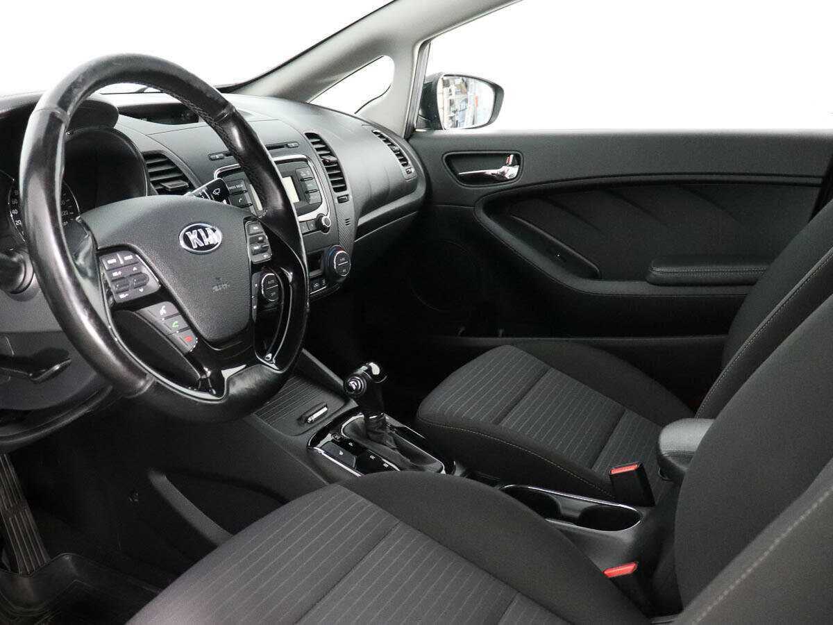 Kia Cerato 2018 года с пробегом. Фото: #9