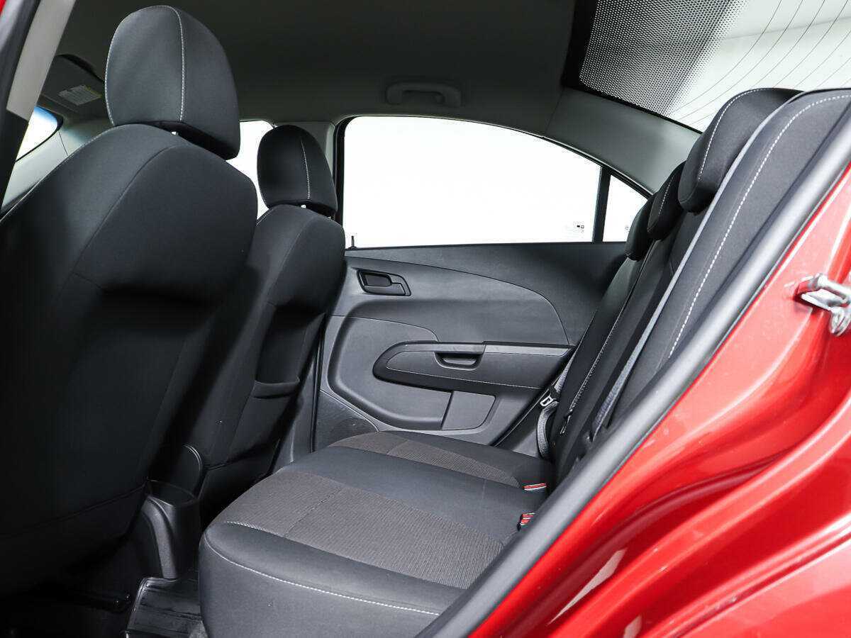 Chevrolet Aveo 2012 года с пробегом. Фото: #8