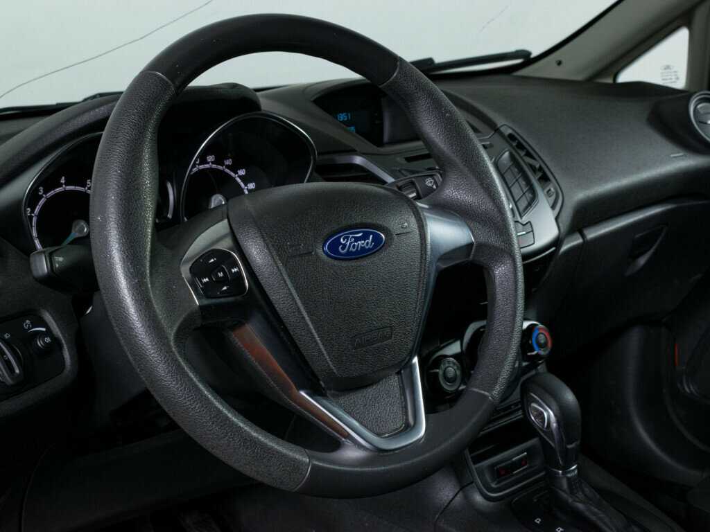 Ford Fiesta 2019 года с пробегом. Фото: #12