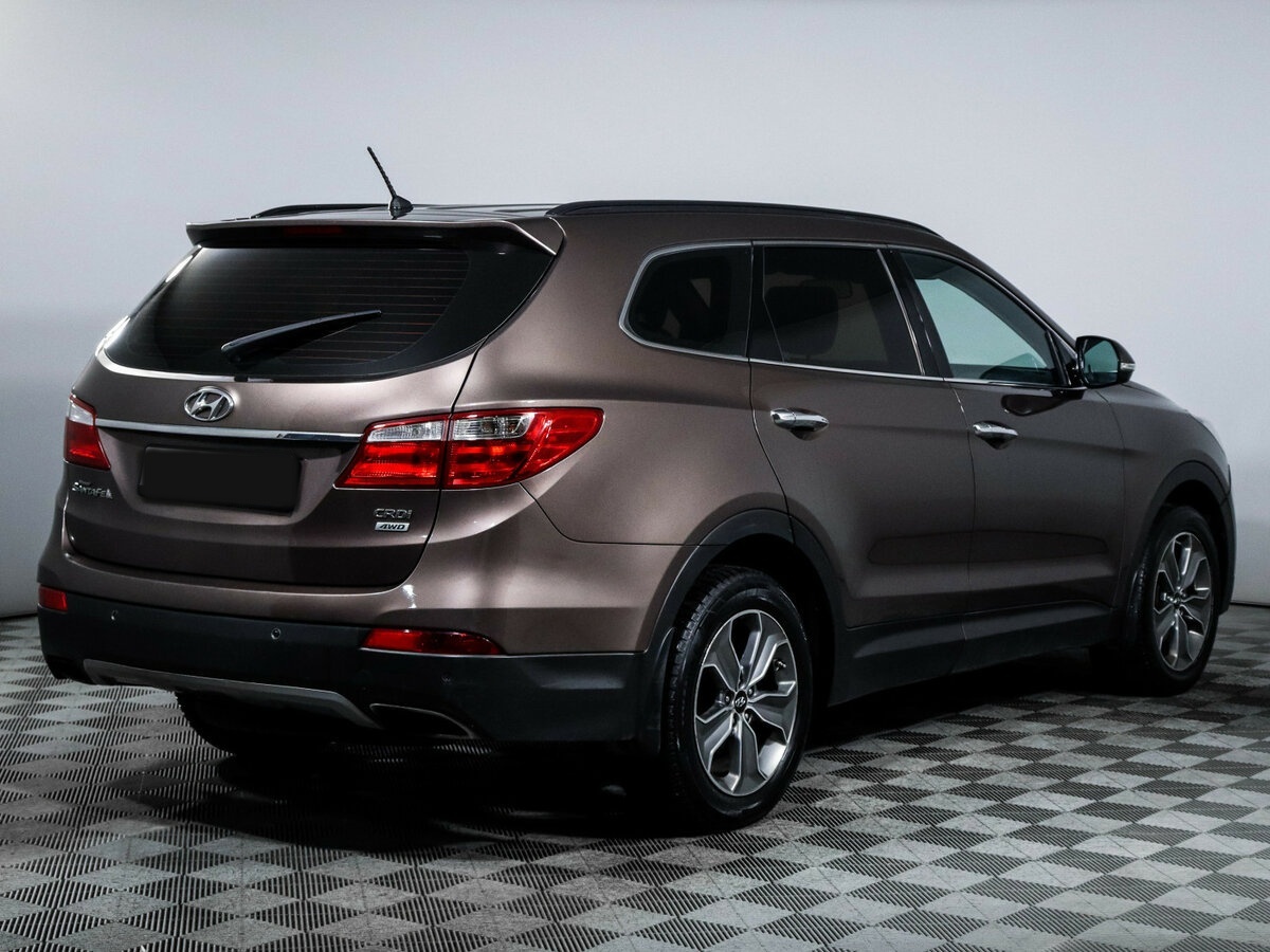 Hyundai Santa Fe 2014 года с пробегом. Фото: #4