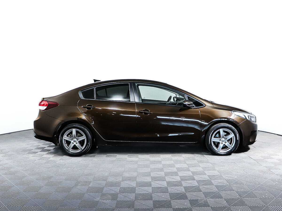 Kia Cerato 2017 года с пробегом. Фото: #3