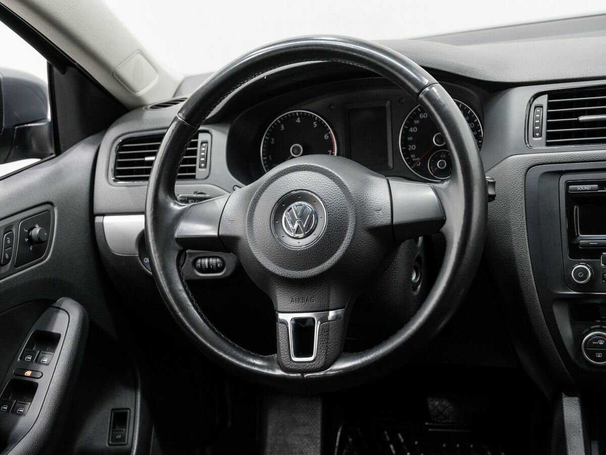 Volkswagen Jetta 2012 года с пробегом. Фото: #11