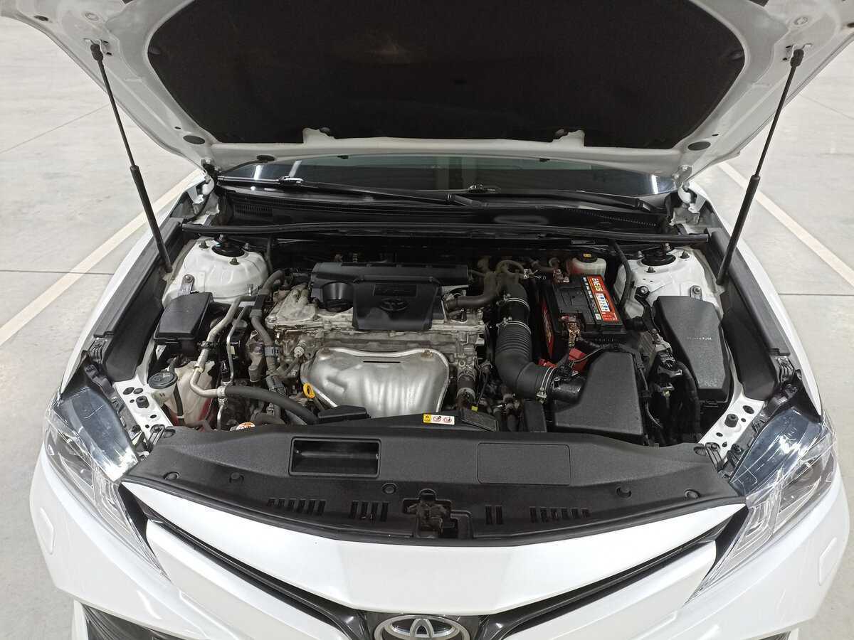 Toyota Camry 2019 года с пробегом. Фото: #8