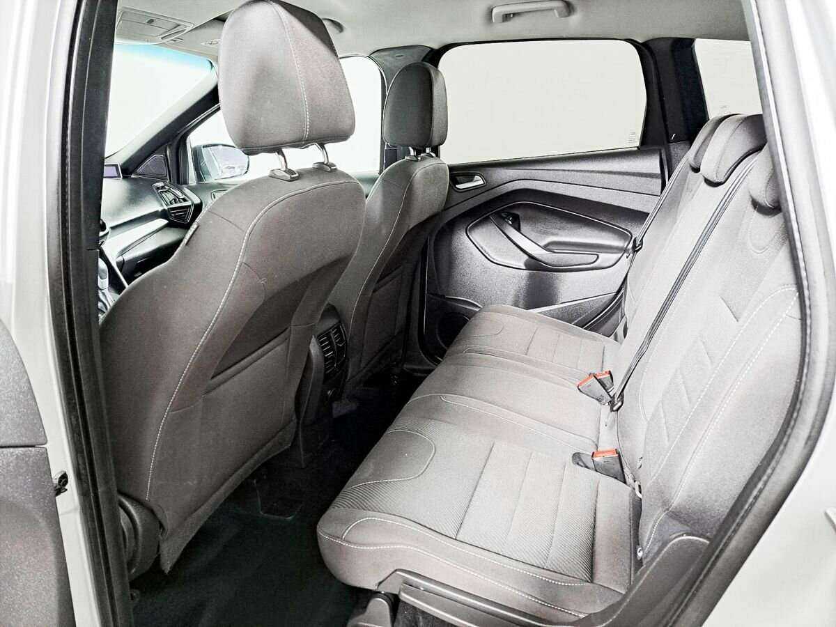 Ford Kuga 2014 года с пробегом. Фото: #7