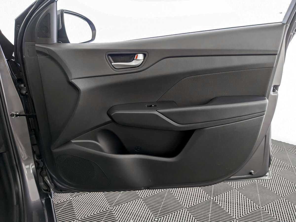Hyundai Solaris 2021 года с пробегом. Фото: #19
