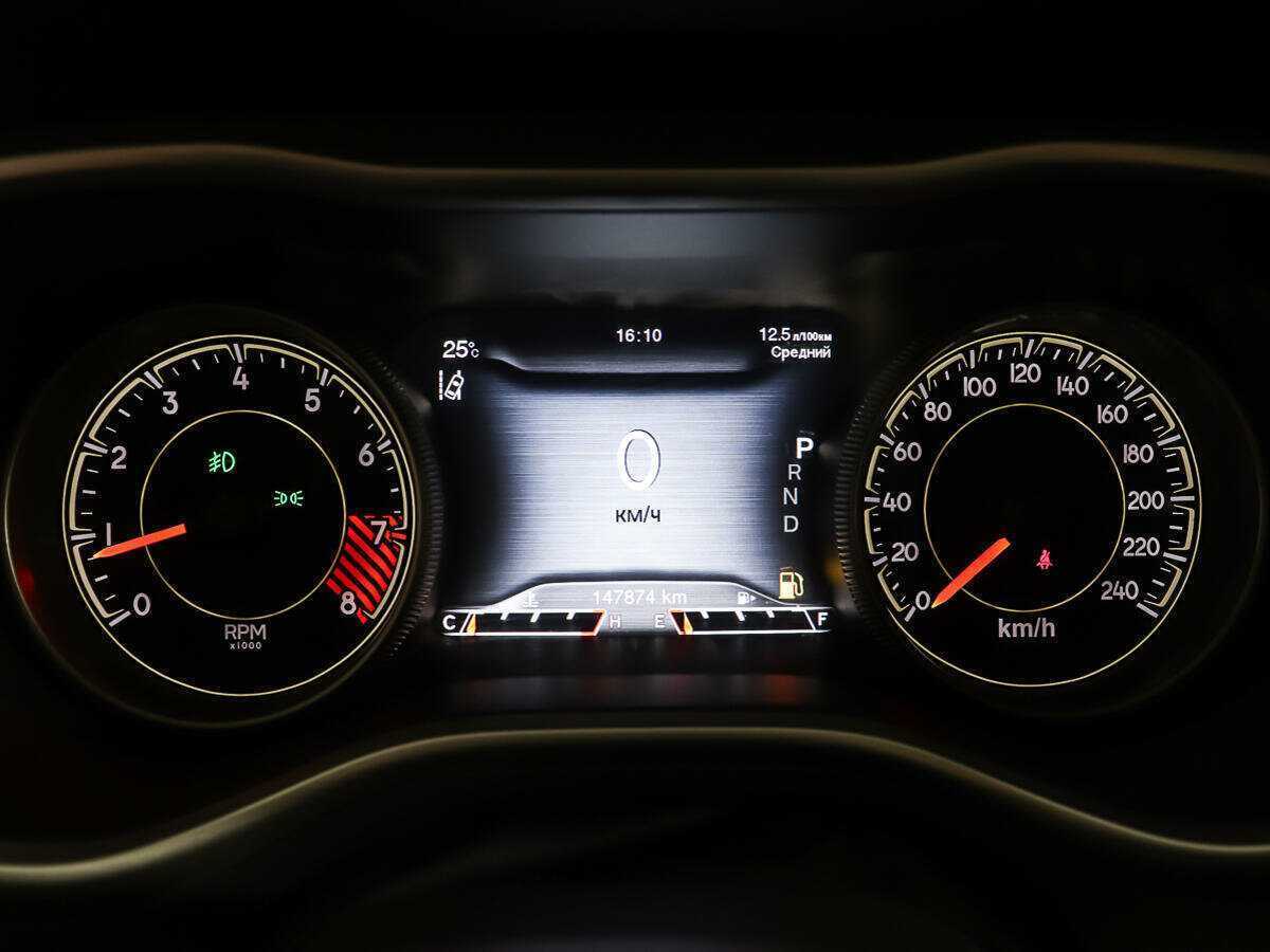 Jeep Cherokee 2014 года с пробегом. Фото: #12