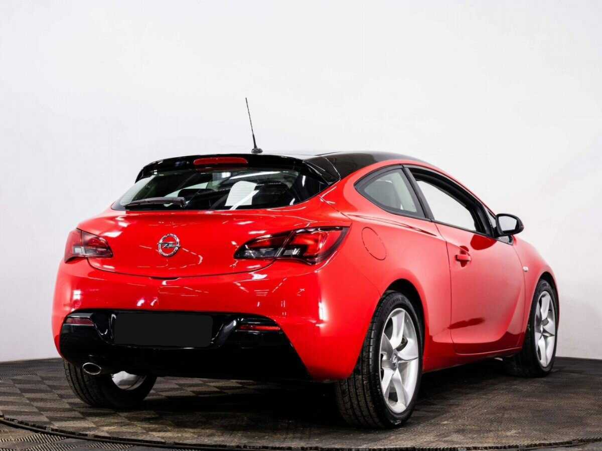 Opel Astra 2012 года с пробегом. Фото: #5