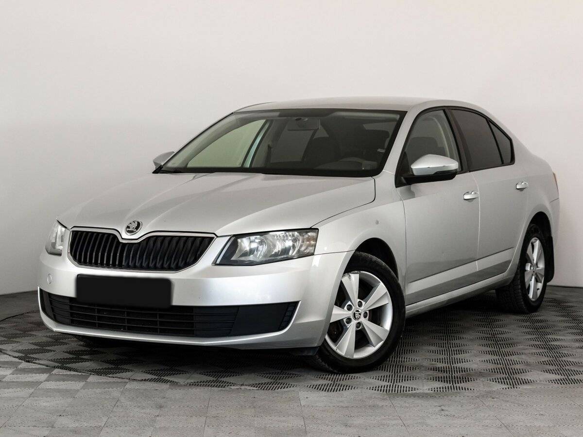 Skoda Octavia 2013 года с пробегом. Посмотреть фото
