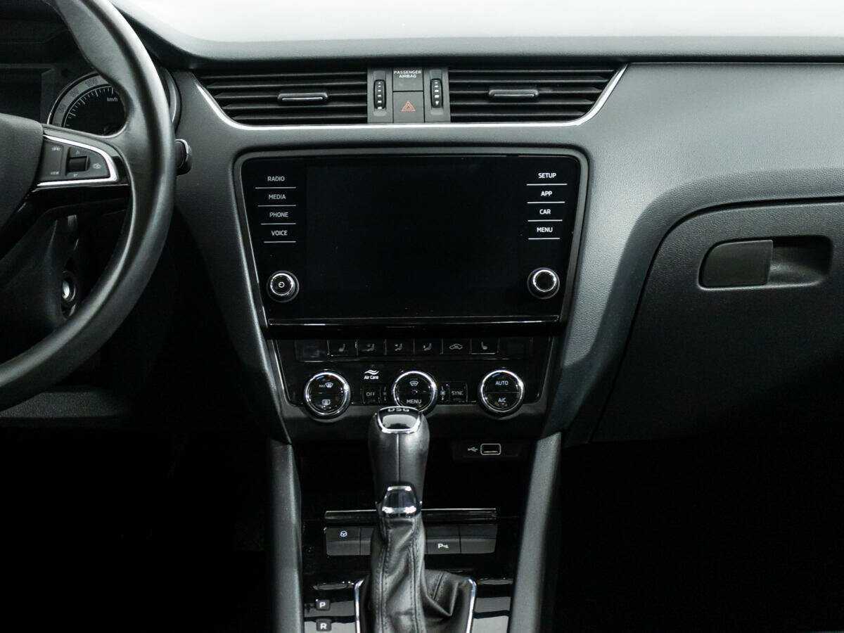 Skoda Octavia 2019 года с пробегом. Фото: #12