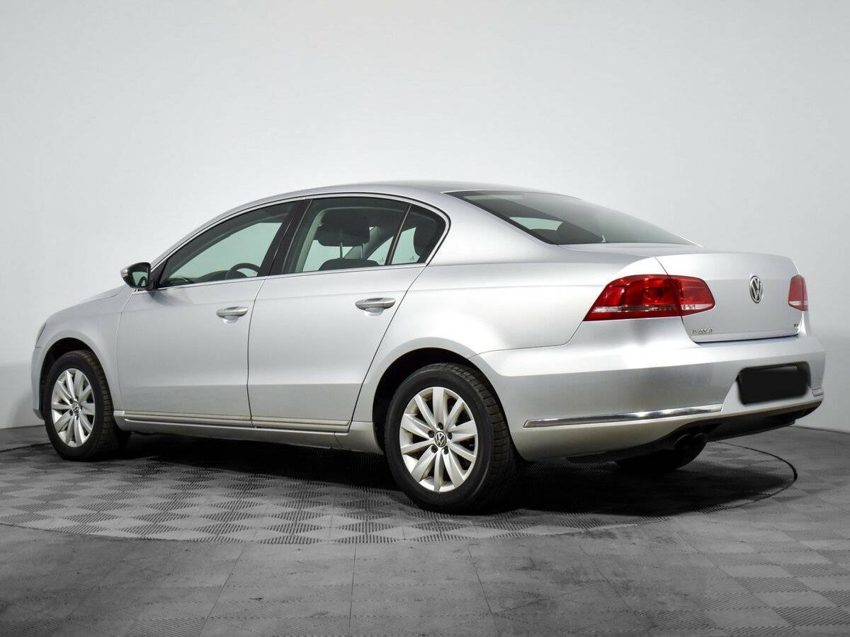 Volkswagen Passat 2012 года с пробегом. Фото: #6