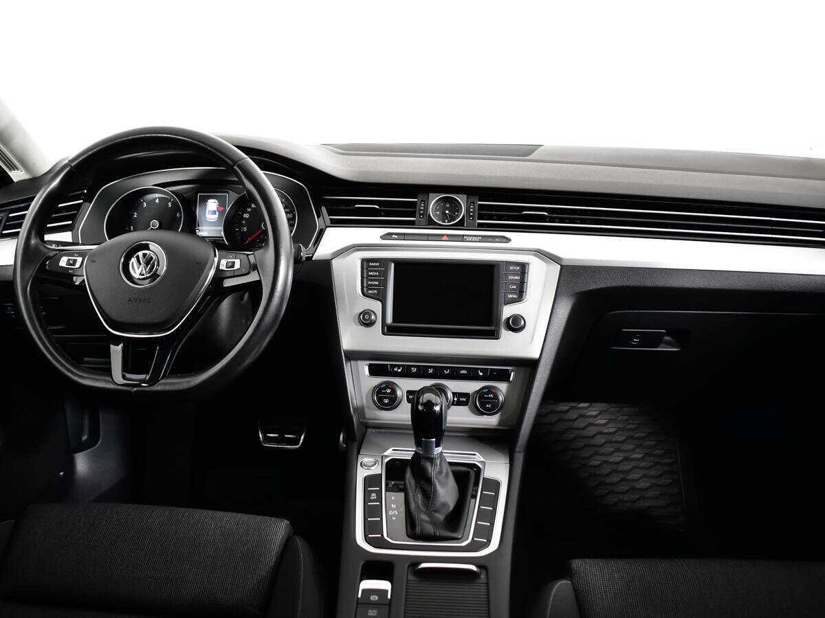 Volkswagen Passat 2016 года с пробегом. Фото: #7