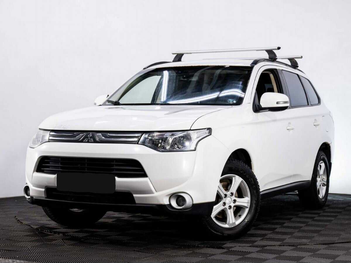 Mitsubishi Outlander 2012 года с пробегом. Фото: #0