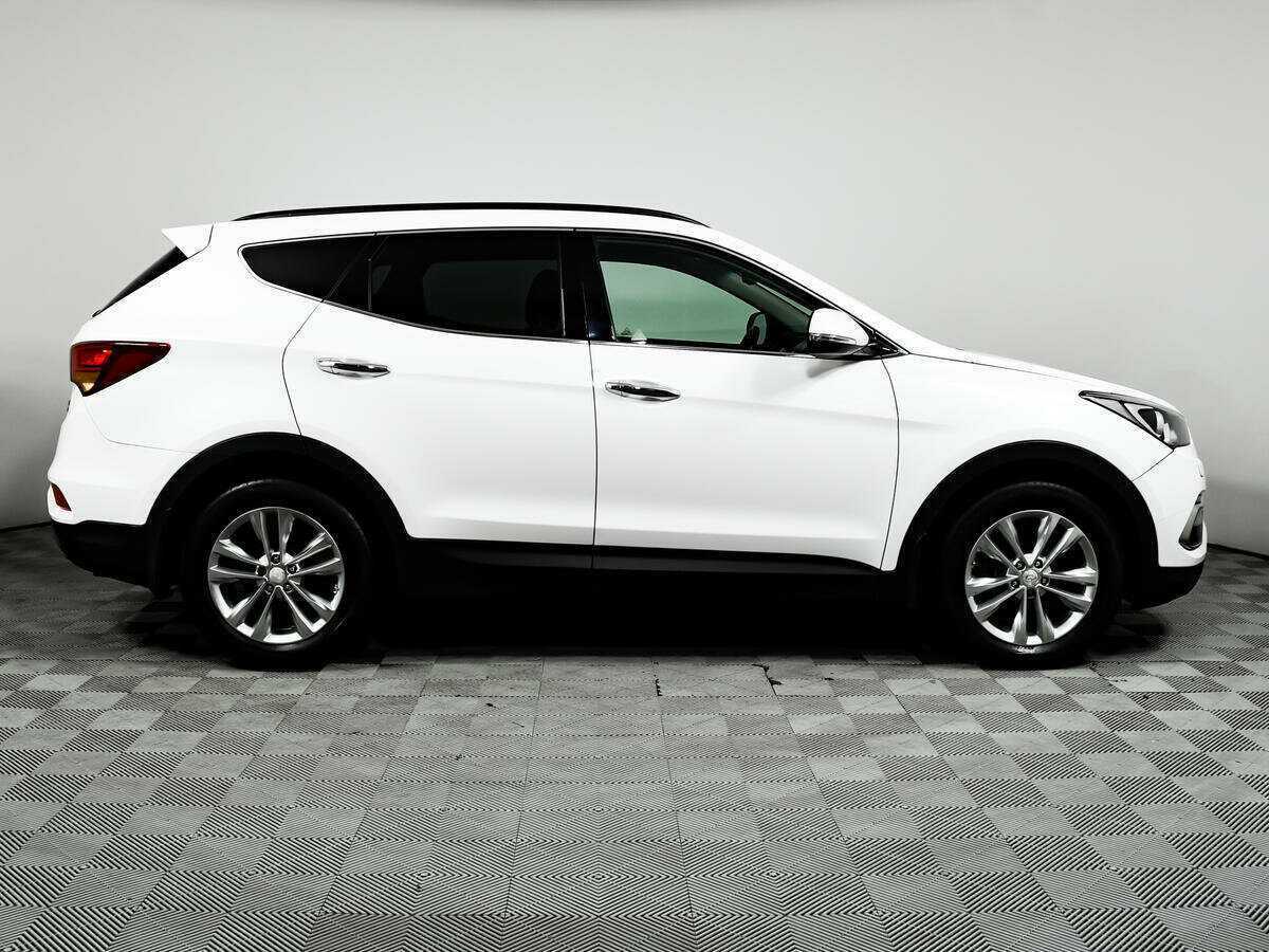 Hyundai Santa Fe 2017 года с пробегом. Фото: #3