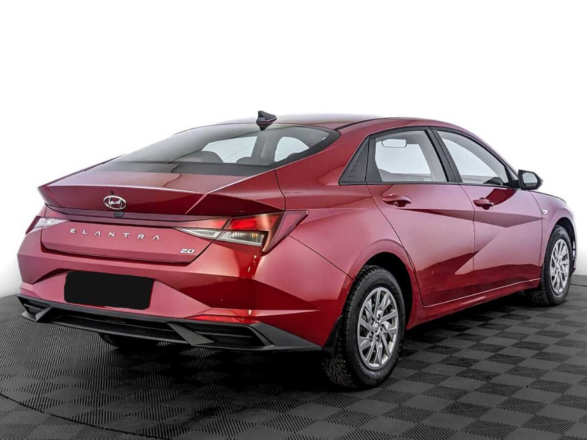 Hyundai Elantra 2021 года с пробегом. Фото: #4