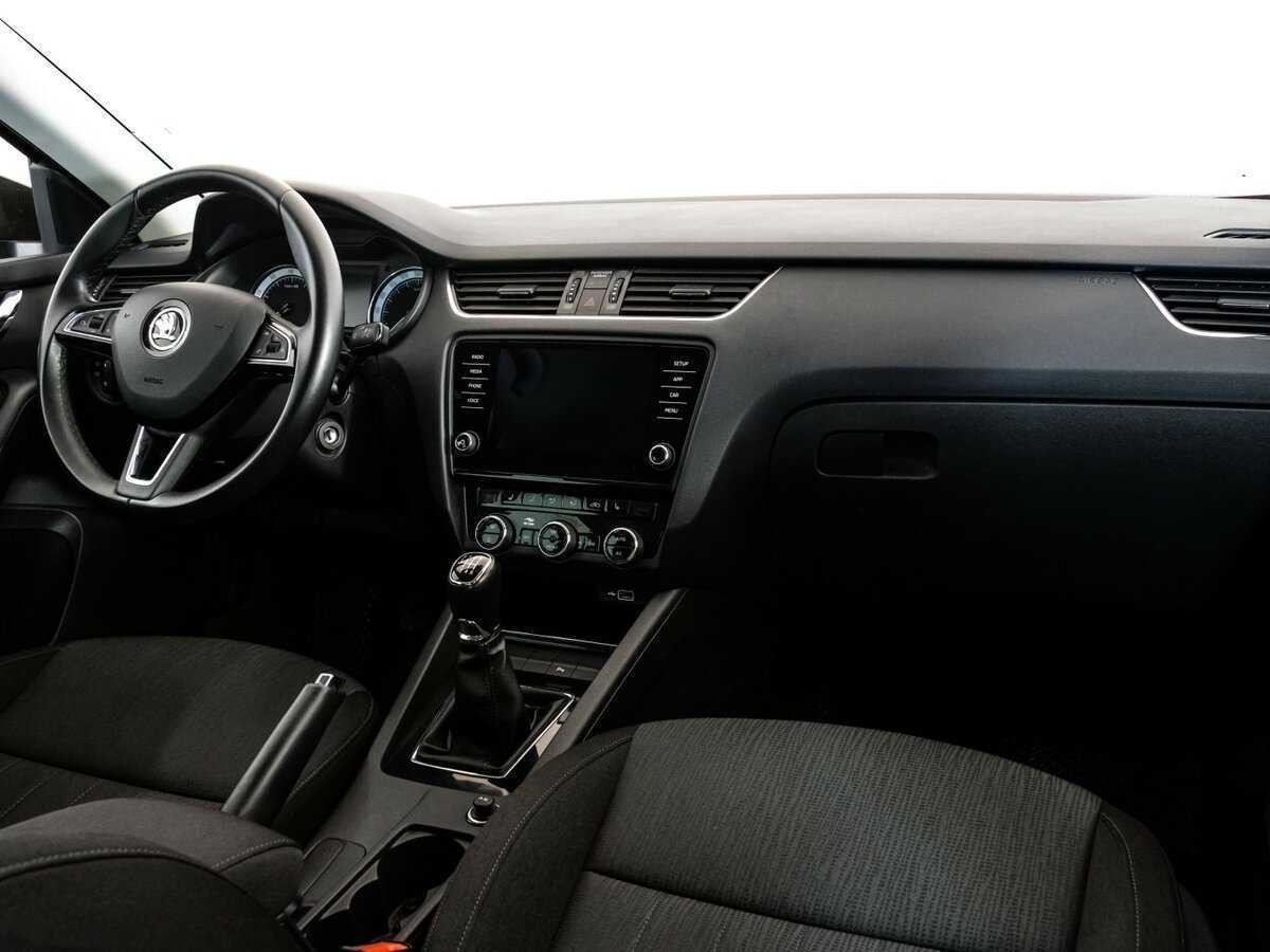 Skoda Octavia 2018 года с пробегом. Фото: #8