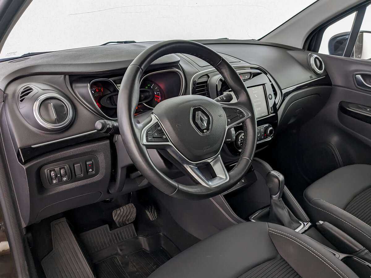 Renault Kaptur 2020 года с пробегом. Фото: #12