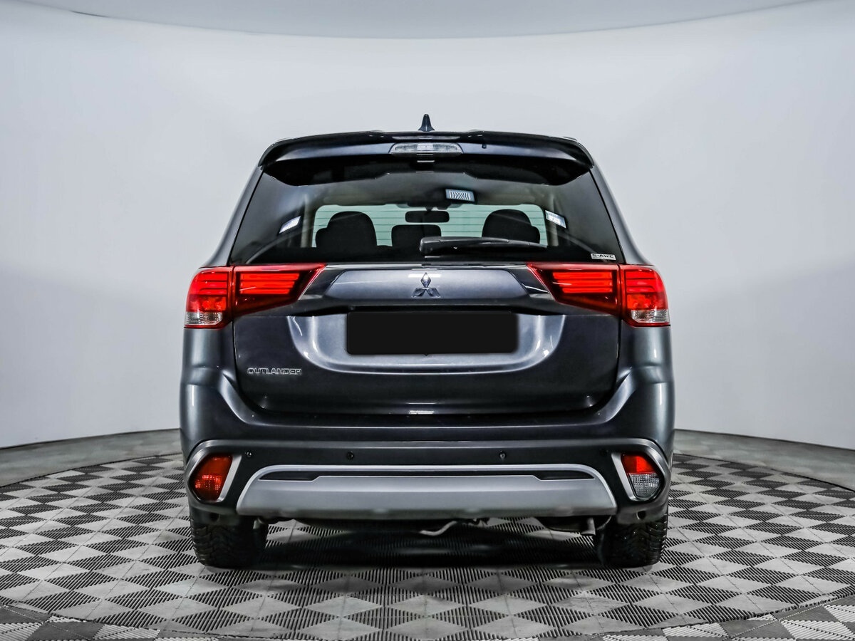 Mitsubishi Outlander 2021 года с пробегом. Фото: #5
