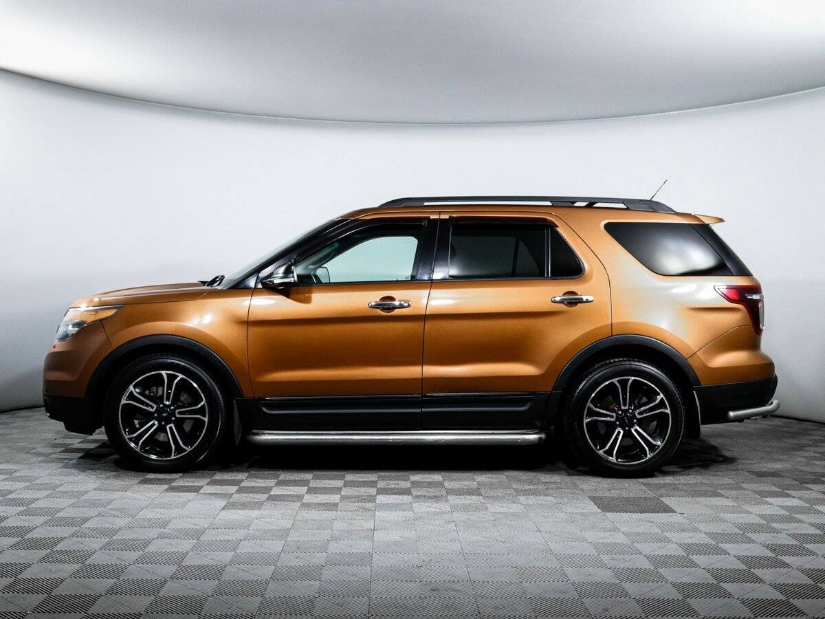 Ford Explorer 2013 года с пробегом. Фото: #6