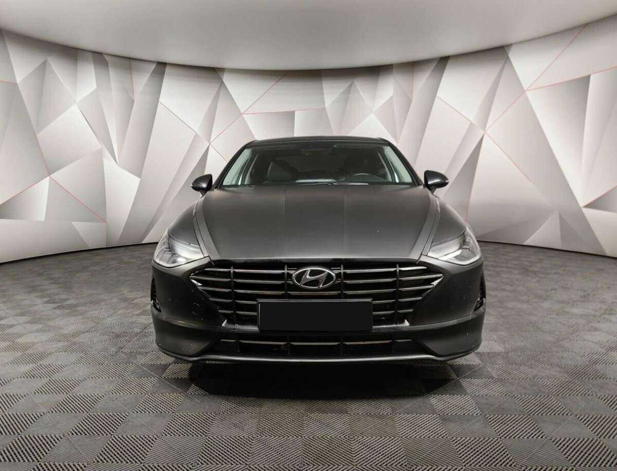 Hyundai Sonata 2019 года с пробегом. Фото: #5