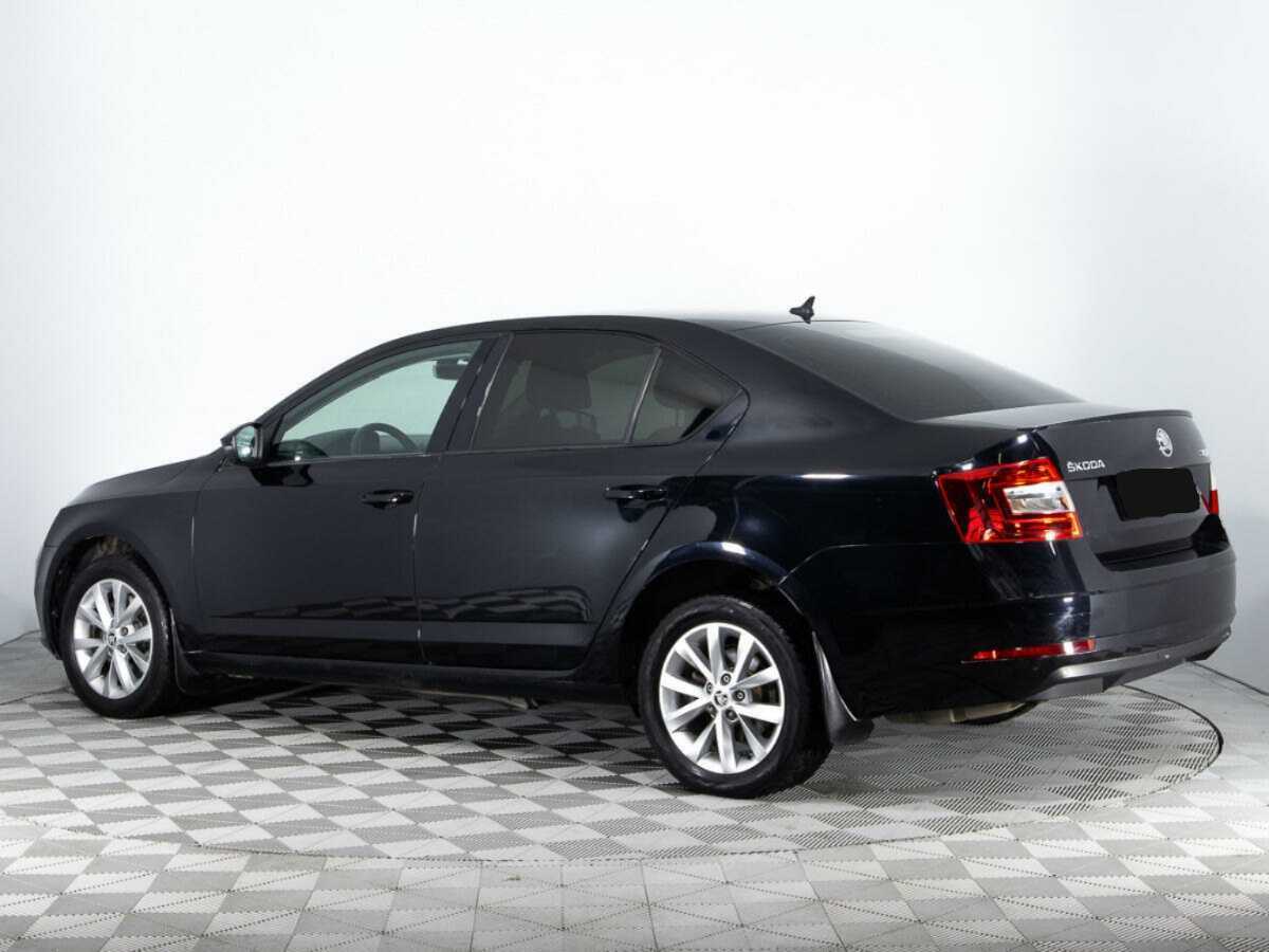 Skoda Octavia 2018 года с пробегом. Фото: #6
